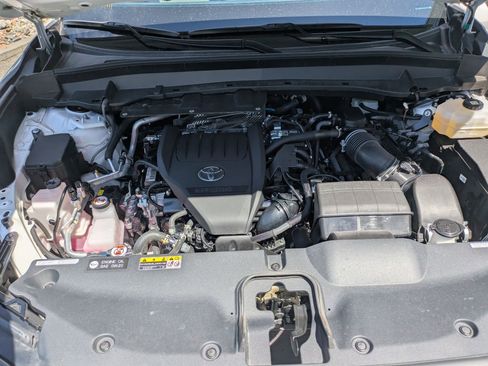 Used 2025 Toyota Grand Highlander AWD Hybrid image 33