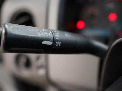 Used 2005 Ford F150 XL image 14