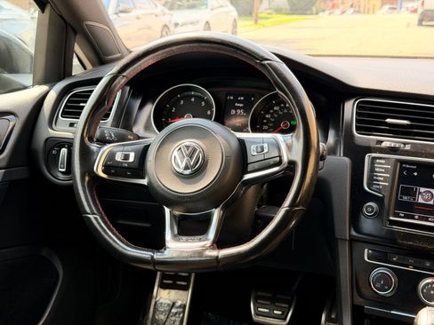 Used 2017 Volkswagen GTI S FWD image 27