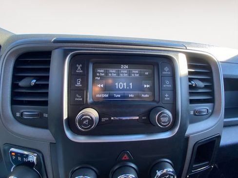 Used 2019 RAM 1500 Express image 22