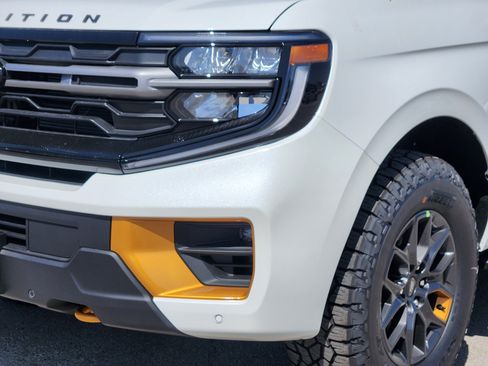 New 2027 Ford Expedition Tremor w/ Driver's Package AWD/4WD image 6