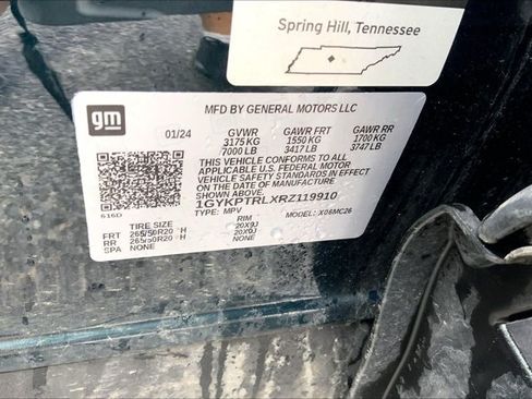 Used 2024 Cadillac Lyriq Sport w/ LPO, Floor Liner Package AWD/4WD image 33