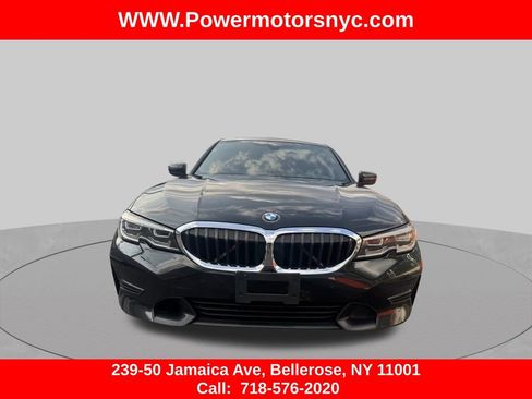 Used 2019 BMW 330i xDrive Sedan w/ Driving Assistance Package AWD/4WD image 9
