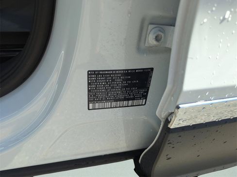 Used 2024 Volkswagen Tiguan Wolfsburg Edition image 44