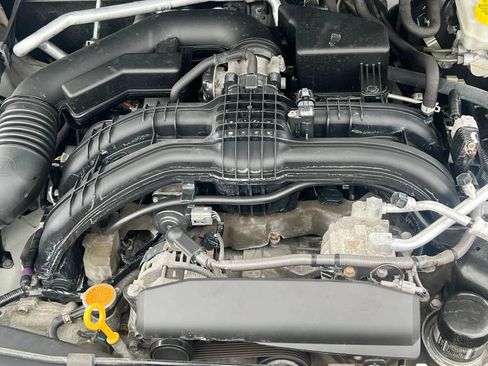 Used 2021 Subaru Impreza 2.0i AWD/4WD image 33