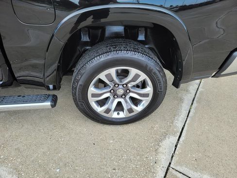 Used 2022 RAM 1500 Limited AWD/4WD image 23