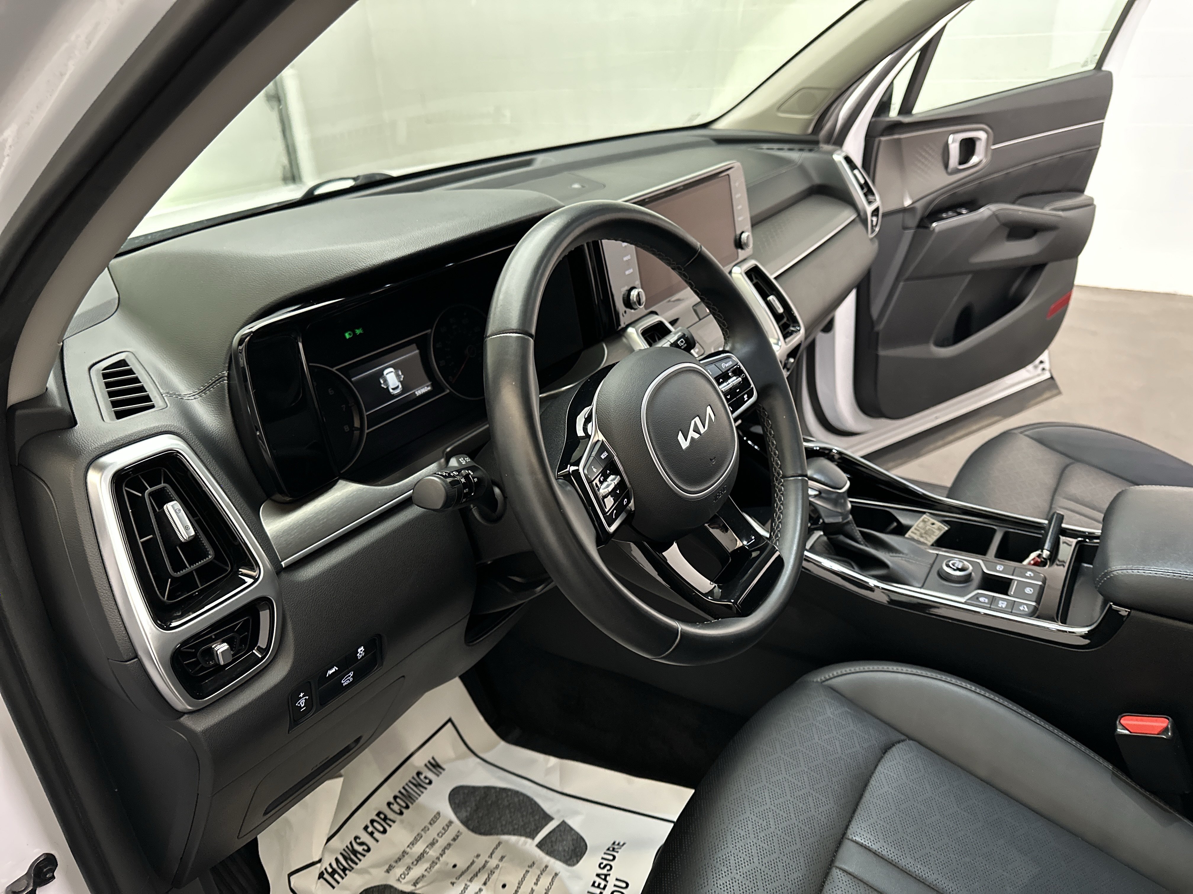 Used 2022 Kia Sorento SX FWD image 8