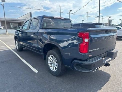 Used 2022 Chevrolet Silverado 1500 RST w/ Z71 Off-Road Package AWD/4WD image 8