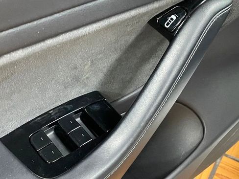 Used 2020 Tesla Model 3 Performance image 15