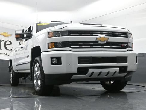 Used 2018 Chevrolet Silverado 2500 LTZ w/ Duramax Plus Package AWD/4WD image 3