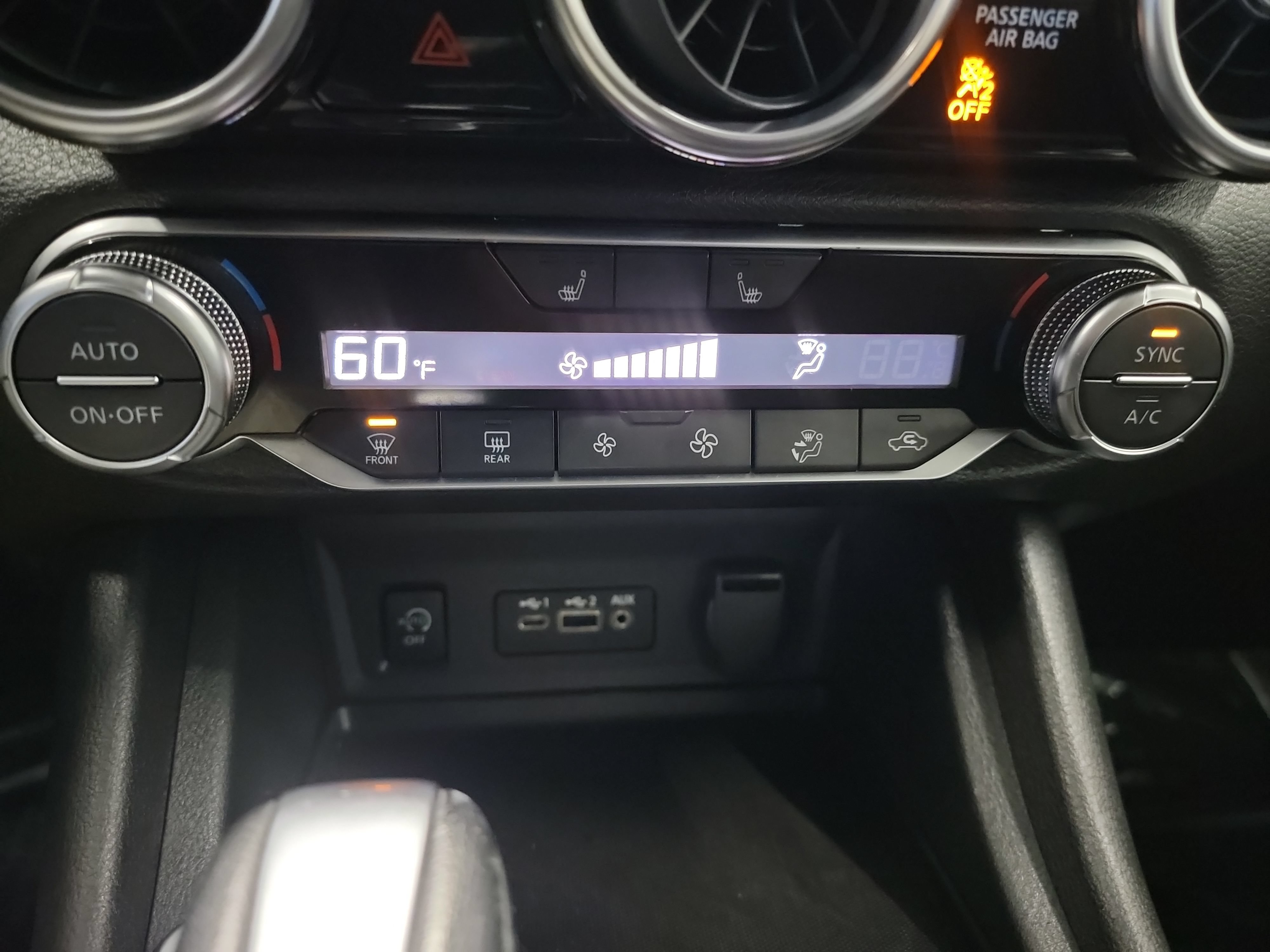 Used 2025 Nissan Sentra SR FWD image 21