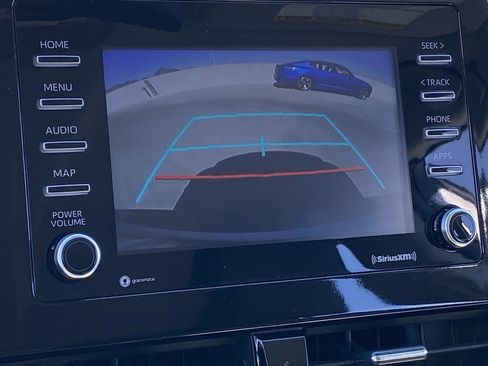 Used 2022 Toyota Camry SE image 7