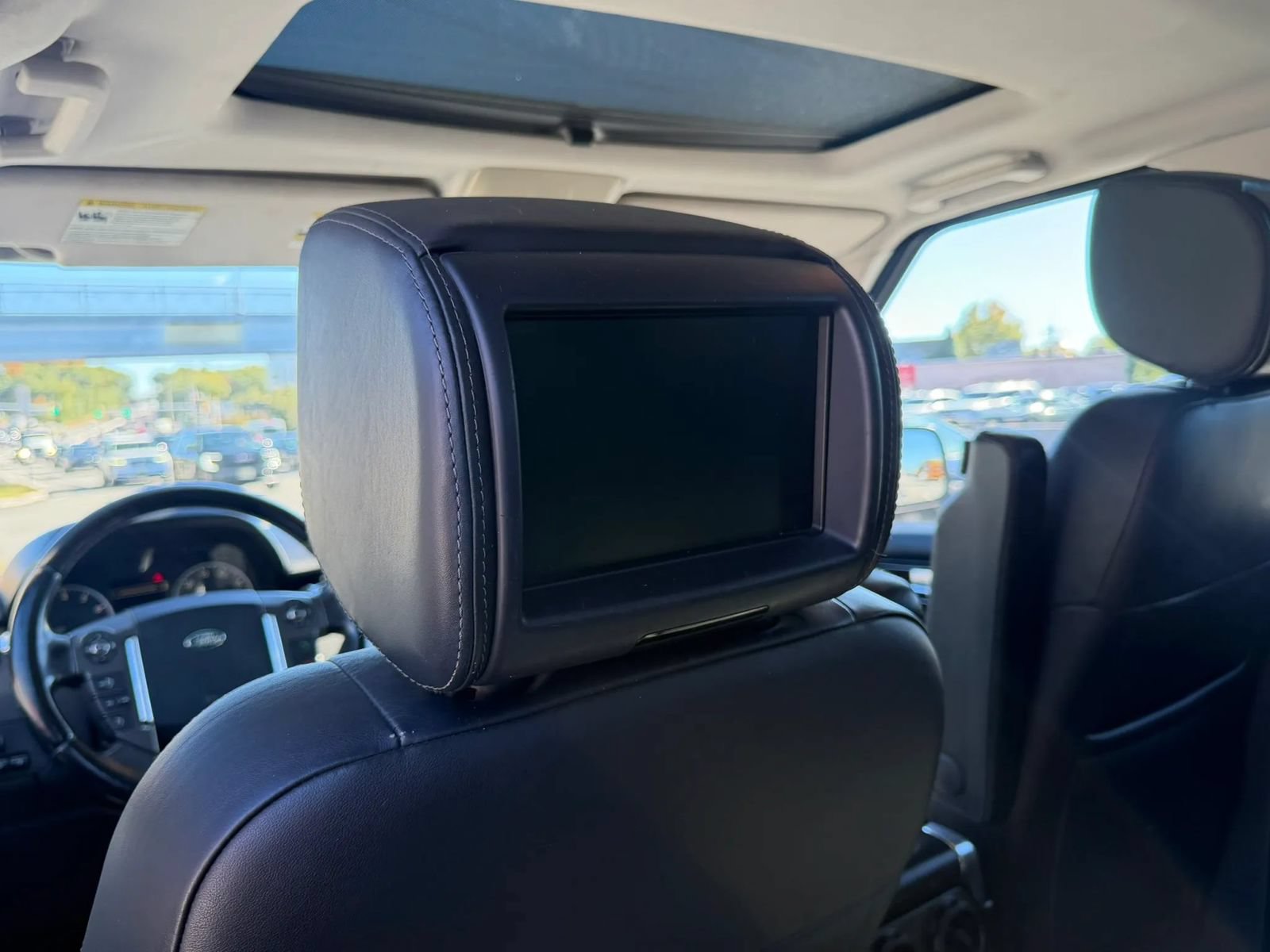 Used 2012 Land Rover LR4 HSE LUX w/ Luxury Pkg AWD/4WD image 17