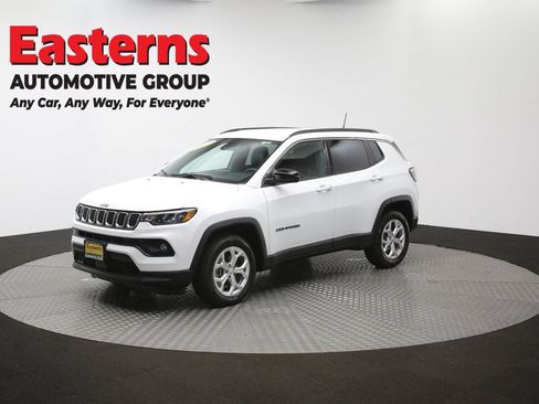 Used 2024 Jeep Compass Latitude AWD/4WD image 54