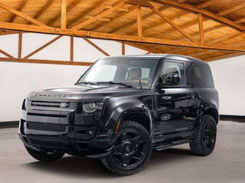 Used 2024 Land Rover Defender 90 V8 image 1