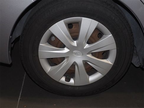 Used 2013 Subaru Impreza 2.0i image 16