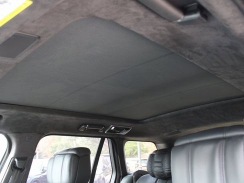 Used 2021 Land Rover Range Rover Autobiography image 59