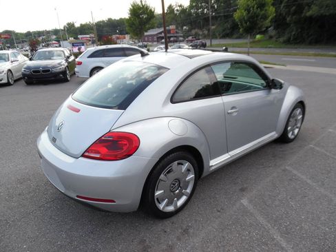 Used 2012 Volkswagen Beetle 2.5 FWD image 6
