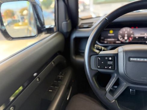Used 2024 Land Rover Defender 110 X AWD/4WD image 7