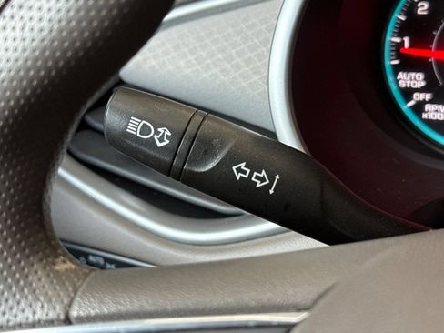 Used 2020 Chevrolet Malibu LS FWD image 34