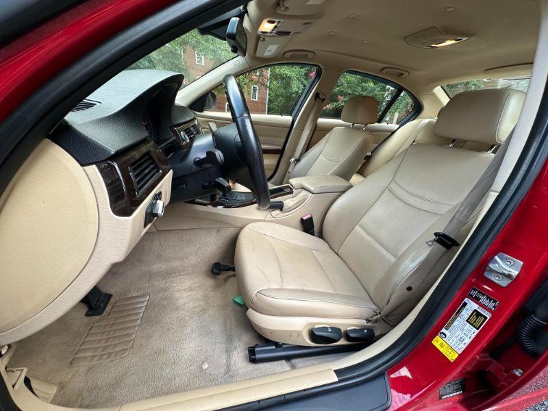 Used 2011 BMW 328i Sedan RWD image 23