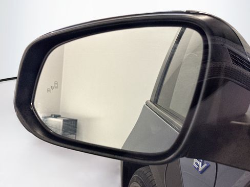 Used 2023 Subaru Solterra AWD image 16