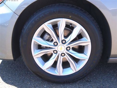 Used 2025 Chevrolet Malibu LT FWD image 19