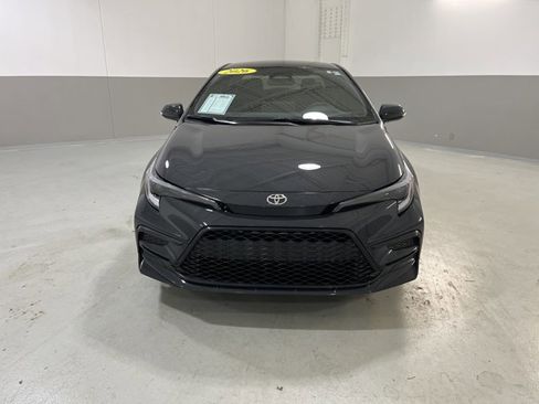 Used 2026 Toyota Corolla SE image 2