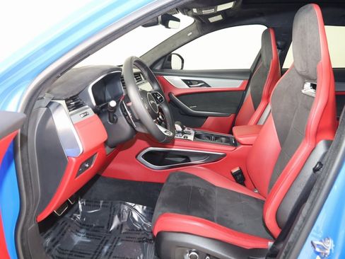Used 2024 Jaguar F-PACE SVR image 12