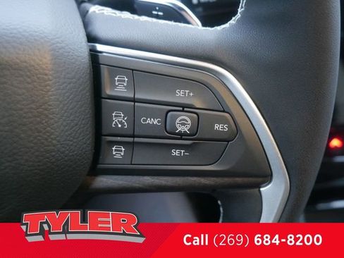 New 2026 Jeep Grand Cherokee Limited AWD/4WD image 26