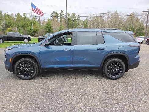 New 2026 Chevrolet Traverse LT w/ Midnight/Sport Edition AWD/4WD image 4