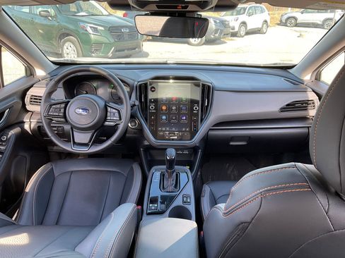 Used 2025 Subaru Crosstrek 2.5i Limited w/ Popular Package #3A image 32