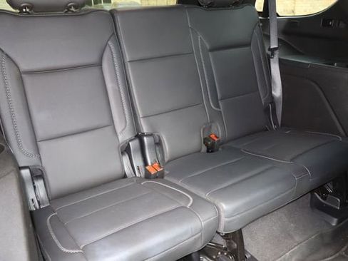 Used 2022 GMC Yukon Denali w/ Denali Premium Package AWD/4WD image 20