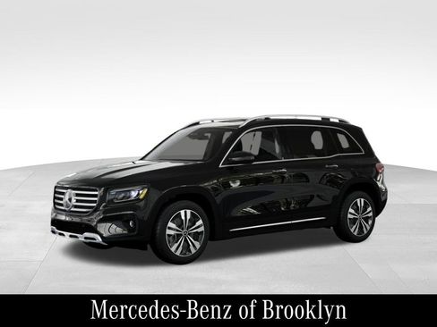 Certified 2026 Mercedes-Benz GLB 250 4MATIC image 41