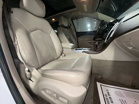 Used 2015 Cadillac SRX Luxury w/ Driver Awareness Package image 31