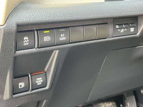 Certified 2024 Toyota Sienna Limited AWD/4WD image 26