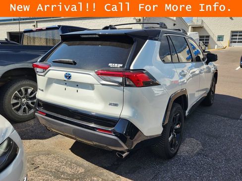 Used 2021 Toyota RAV4 XSE AWD/4WD image 9