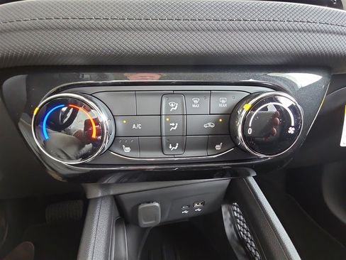 New 2026 Chevrolet TrailBlazer LT w/ LT Cold Weather Package image 17