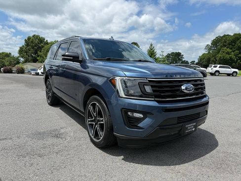Used 2019 Ford Expedition Limited w/ Equipment Group 303A RWD image 8