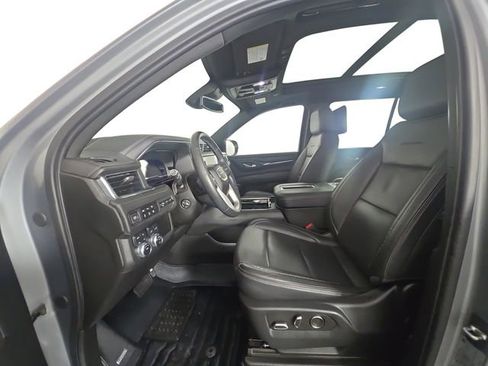 Used 2023 GMC Yukon Denali image 9