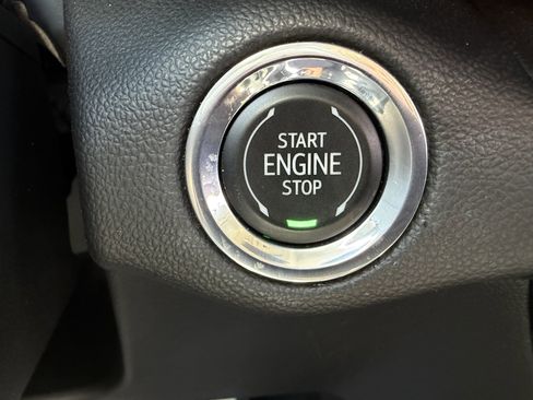 Used 2022 Buick Envision Preferred FWD image 14