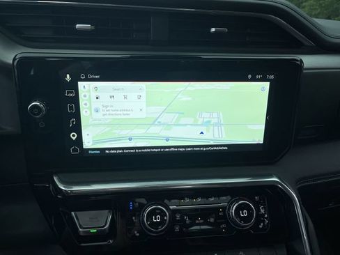 Used 2025 GMC Sierra 2500 Denali w/ Max Trailering Package AWD/4WD image 14