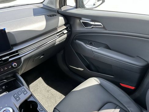New 2026 Kia Sportage SX Prestige AWD/4WD image 12