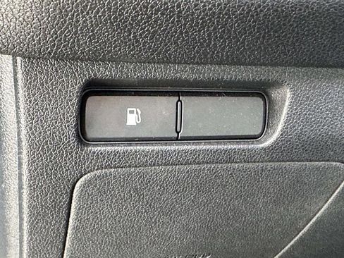 Used 2019 Kia Sorento S image 22