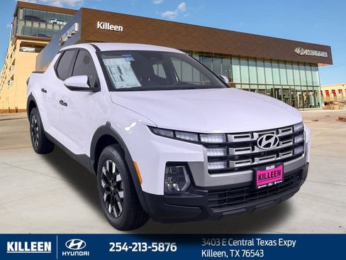 Used 2025 Hyundai Santa Cruz SE image 12