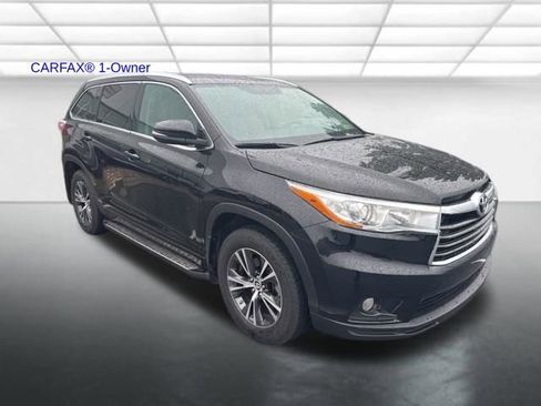 Used 2016 Toyota Highlander XLE AWD/4WD image 4