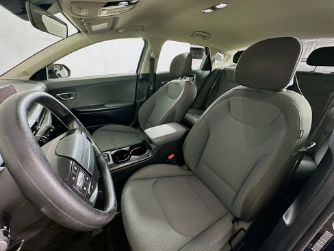 Used 2025 Kia K4 LXS image 13
