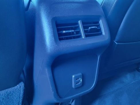 Used 2024 GMC Terrain SLT image 51