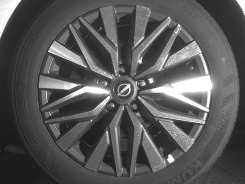 Used 2025 Nissan Altima 2.5 SV image 14