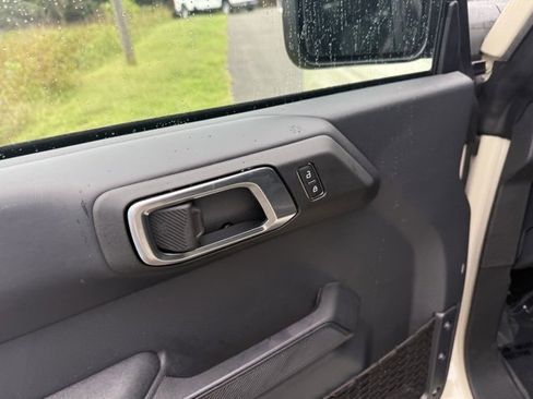 New 2025 Ford Bronco Badlands image 26